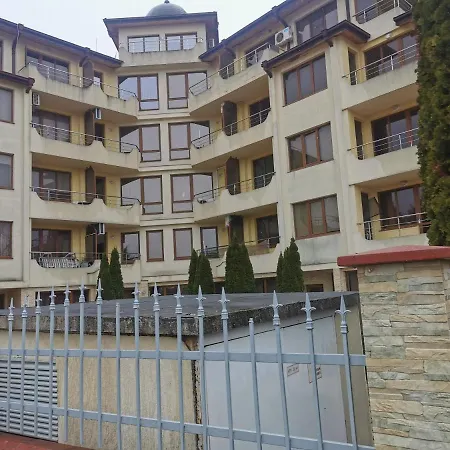 Apartman Самостоятелен Апартамент 
